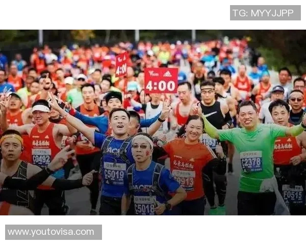 杭州攀岩队在城市马拉松中展现突破精神与团队力量的精彩历程